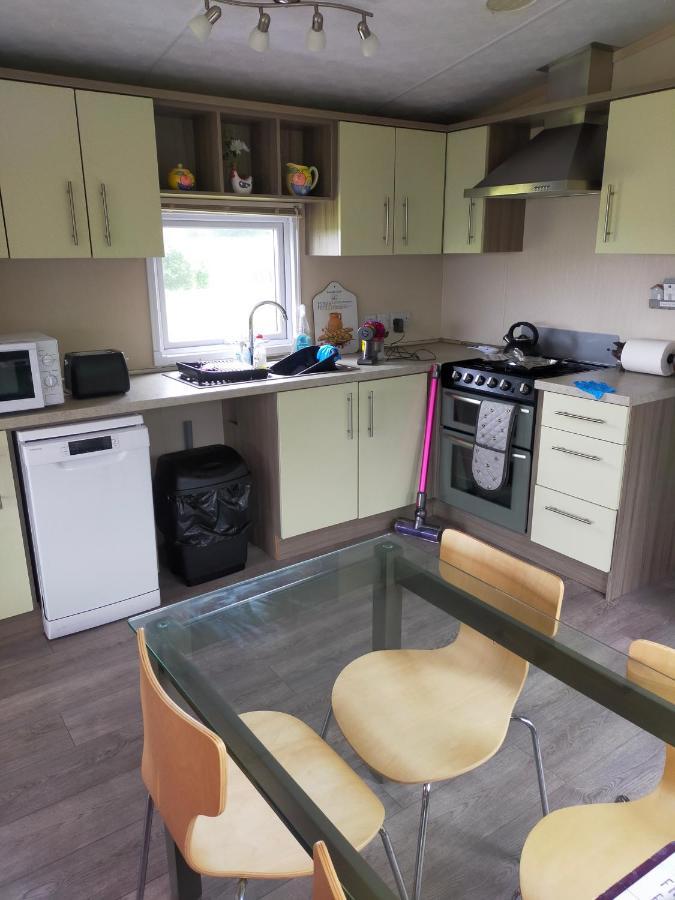 Slieve Croob Cosy Caravan Finnis 외부 사진